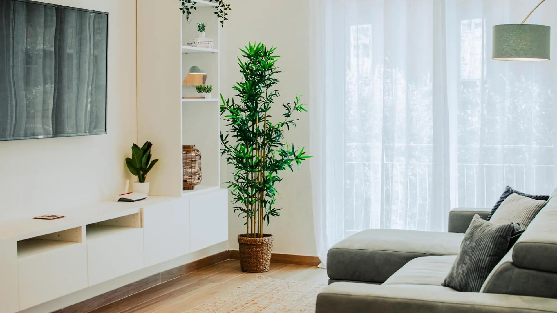 Luxury Apartment Near Naples, Parking, 2 Bath Frattamaggiore 0*,  Italy